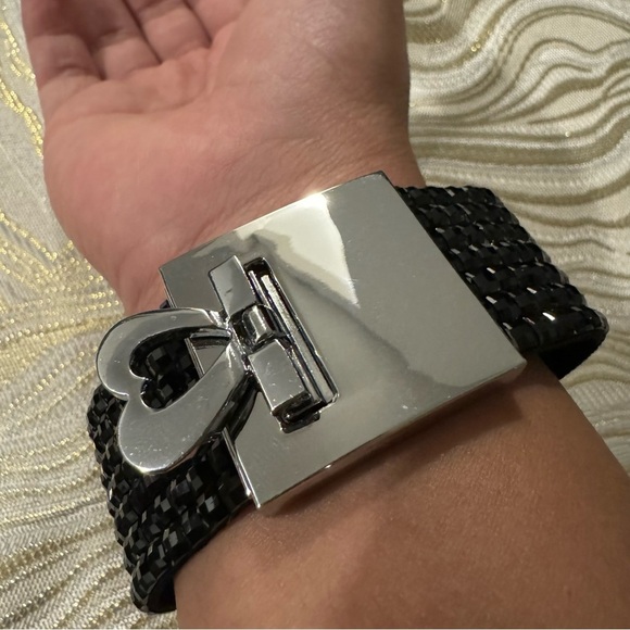 ⚜️3 for $30⚜️Glittery Black Faceted Acrylic Bracelet Stainless Steel Heart Clasp - Picture 4 of 10